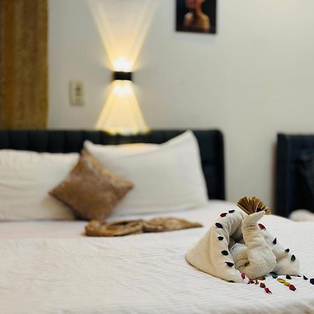 Pyramids Kingdom - Guest House Kafret el-Gabal Esterno foto