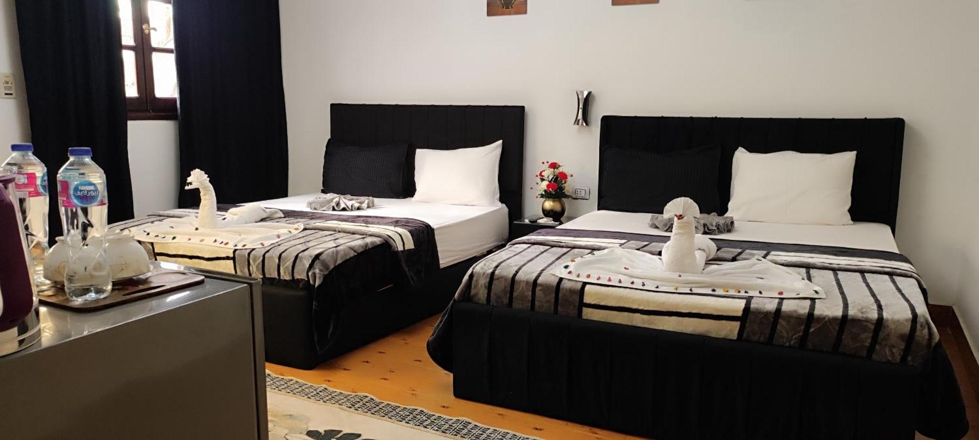 Pyramids Kingdom - Guest House Kafret el-Gabal Esterno foto