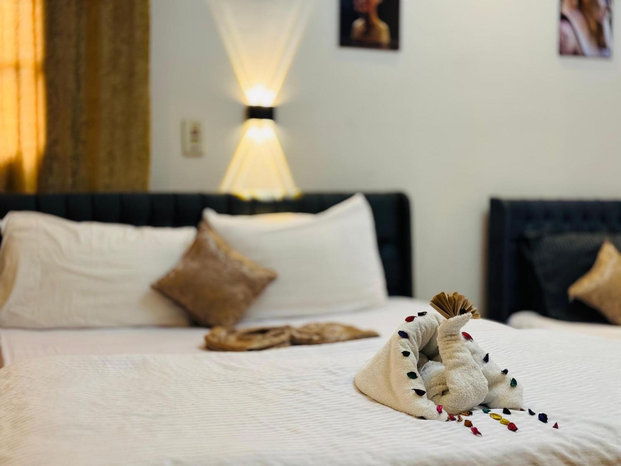 Pyramids Kingdom - Guest House Kafret el-Gabal Esterno foto