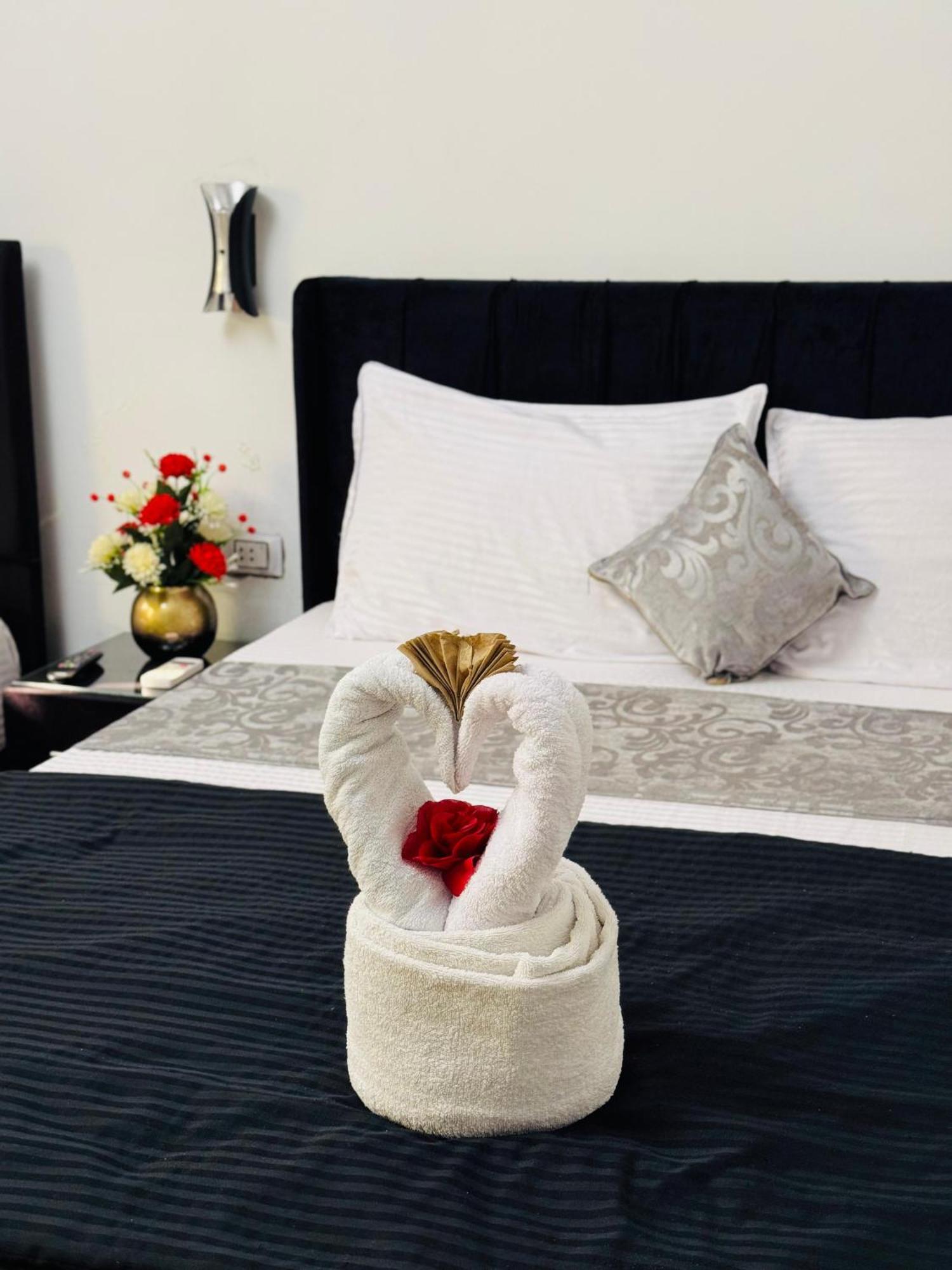 Pyramids Kingdom - Guest House Kafret el-Gabal Esterno foto